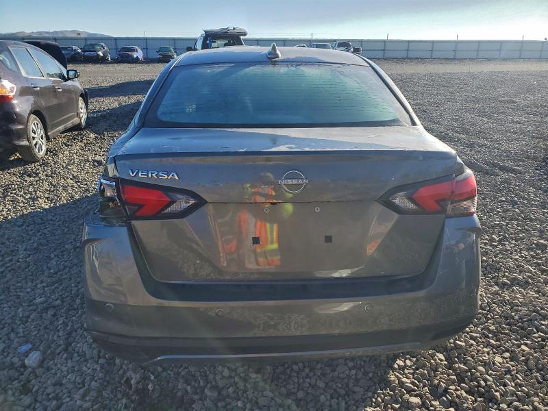 Фото 6 - NISSAN VERSA