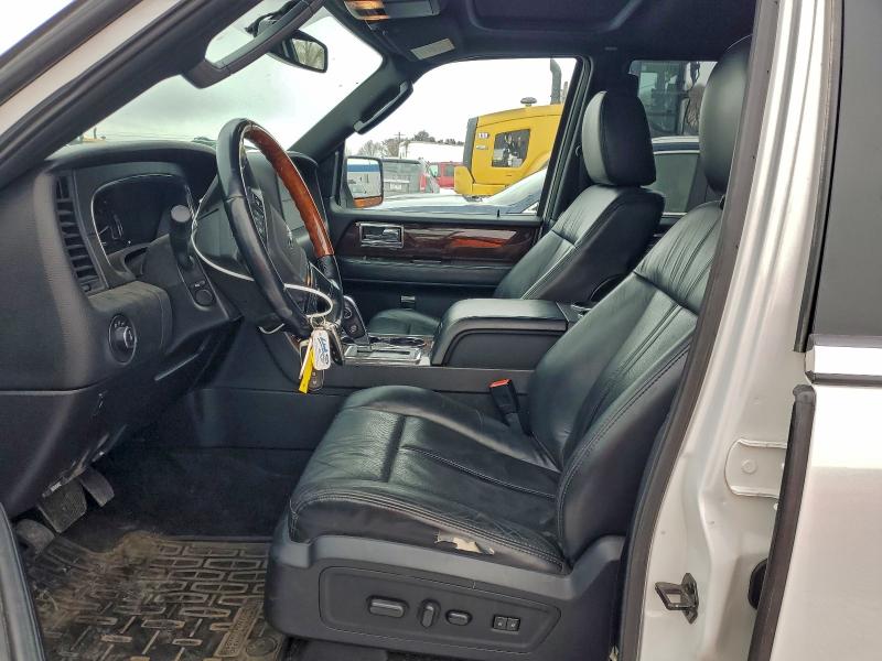 Фото 7 - LINCOLN NAVIGATOR