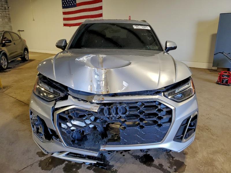 Фото 5 - AUDI Q5