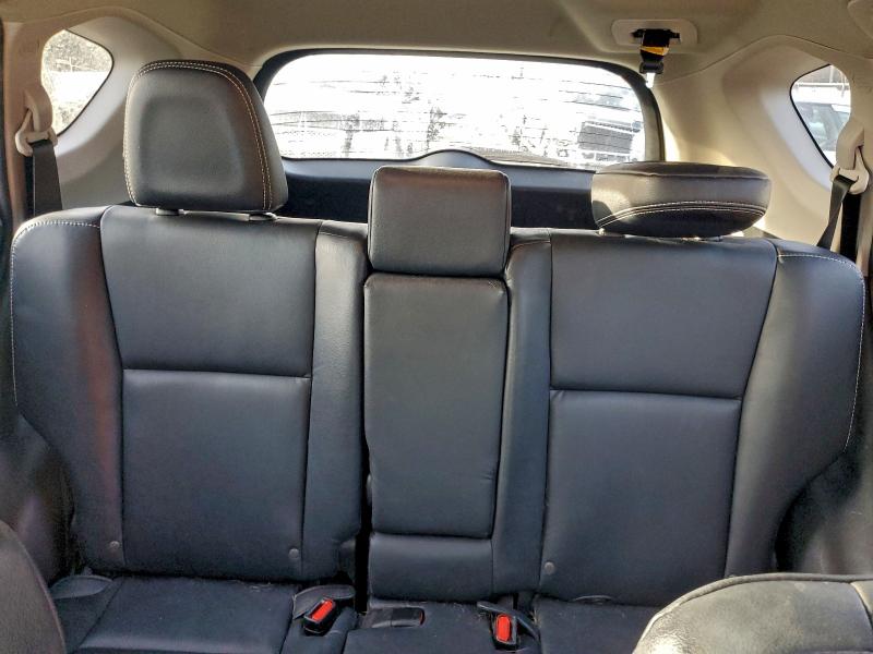 Фото 10 - TOYOTA RAV4