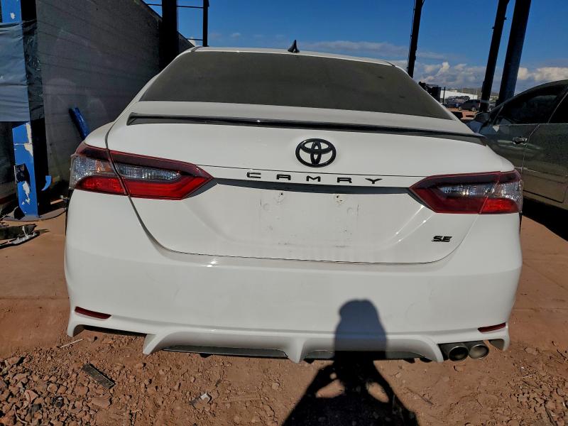 Фото 6 - TOYOTA CAMRY