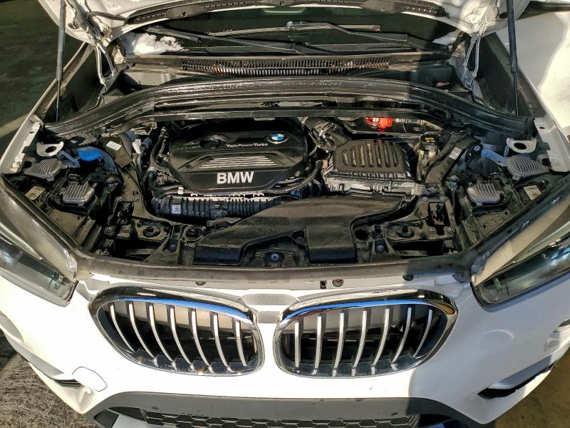 Фото 12 - BMW X1