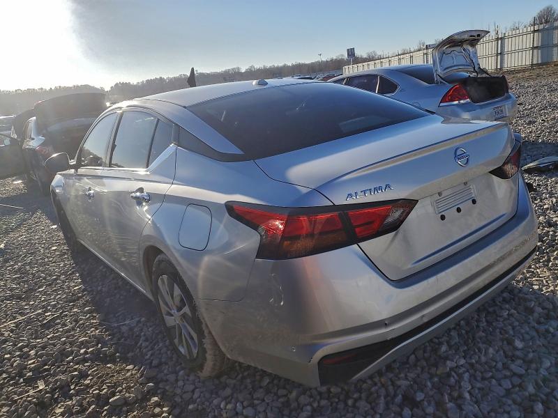 Фото 2 - NISSAN ALTIMA