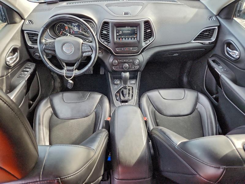 Фото 10 - JEEP GRAND CHER