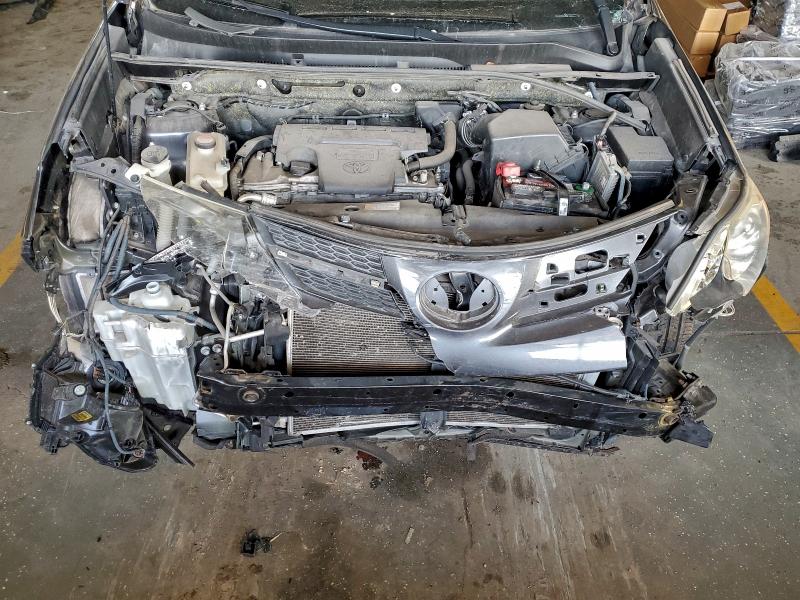 Фото 12 - TOYOTA RAV4