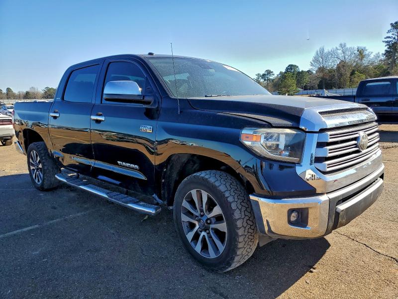 Фото 4 - TOYOTA TUNDRA