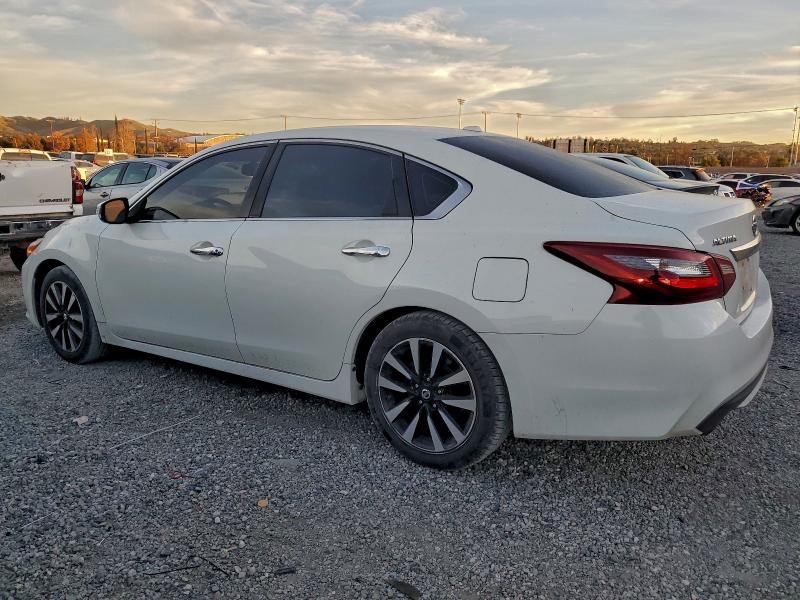 Фото 2 - NISSAN ALTIMA