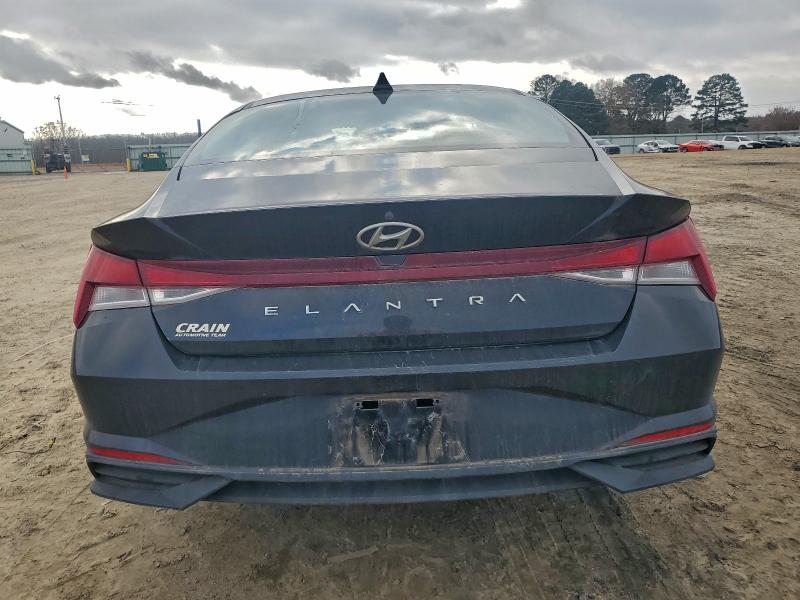 Фото 6 - HYUNDAI ELANTRA