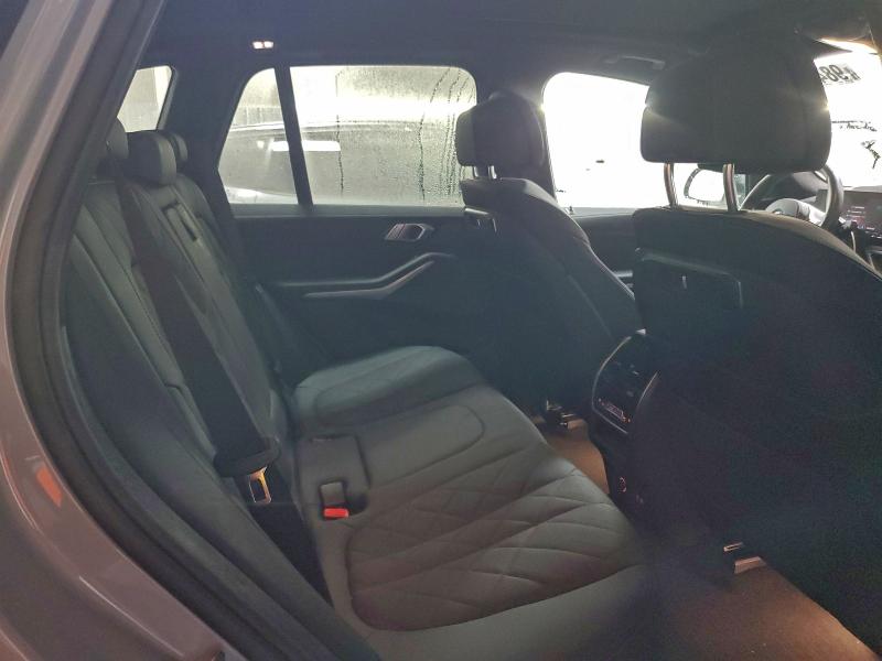 Фото 10 - BMW X5