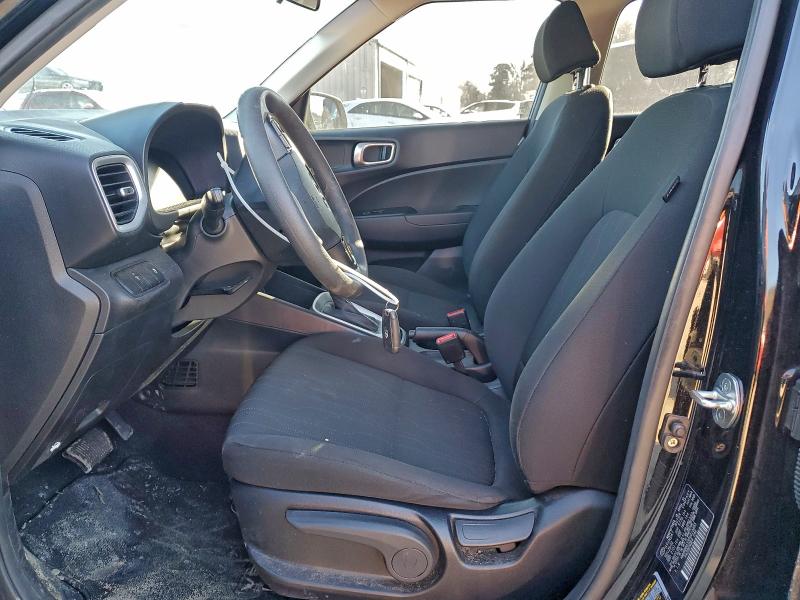 Фото 7 - HYUNDAI VENUE