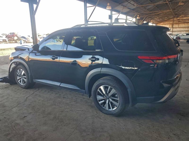 Фото 2 - NISSAN PATHFINDER