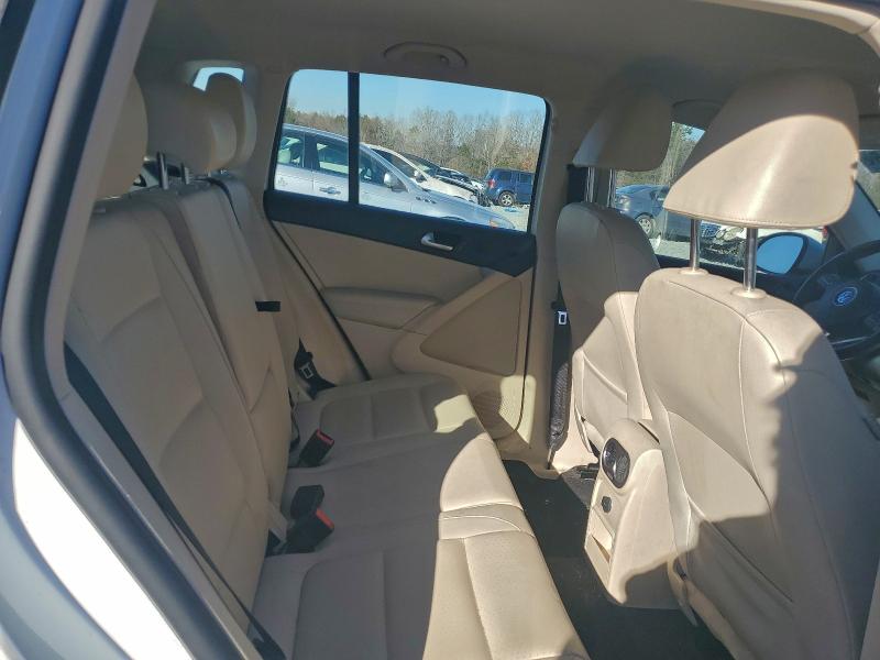 Фото 11 - VOLKSWAGEN TIGUAN