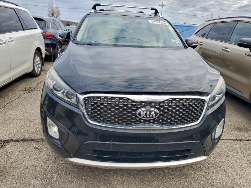 Фото 5 - KIA SORENTO