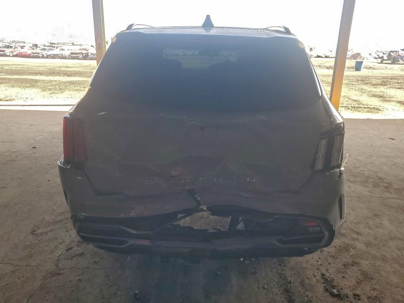 Фото 6 - KIA SORENTO