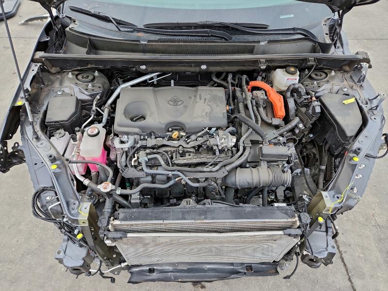 Фото 12 - TOYOTA RAV4