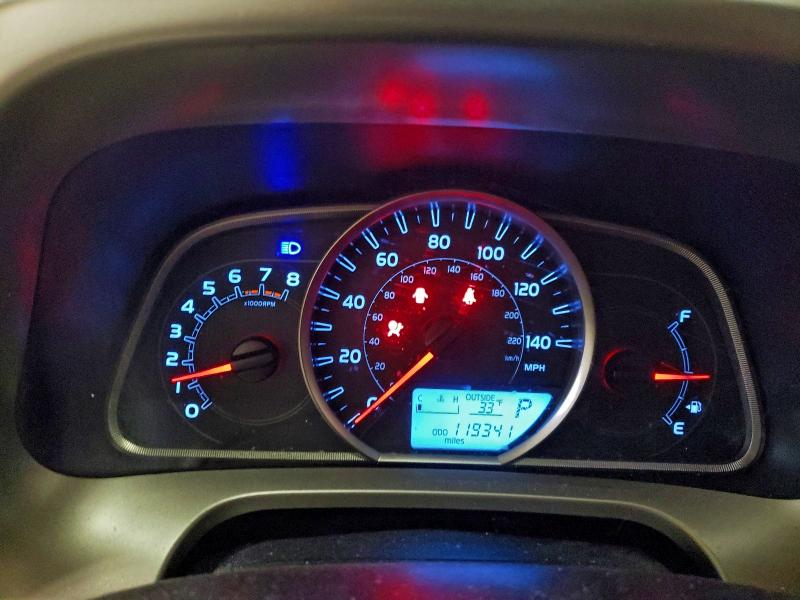 Фото 9 - TOYOTA RAV4