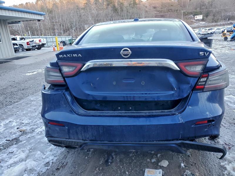 Фото 6 - NISSAN MAXIMA