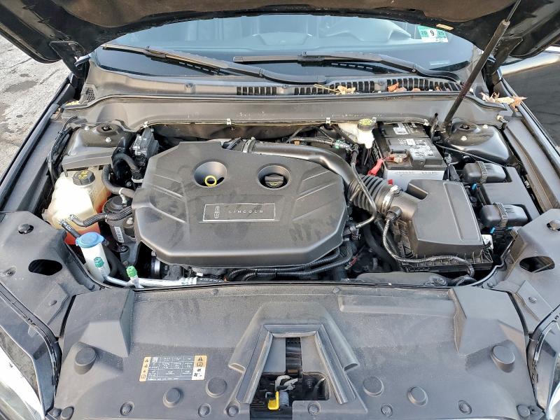 Фото 11 - LINCOLN MKZ