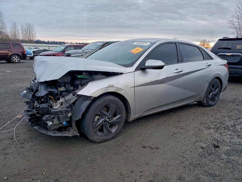 Фото 1 - HYUNDAI ELANTRA