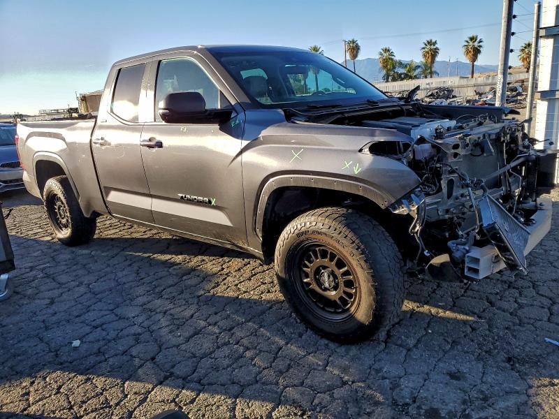 Фото 4 - TOYOTA TUNDRA