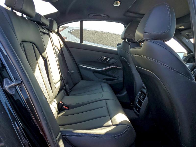 Фото 10 - BMW 3 SERIES