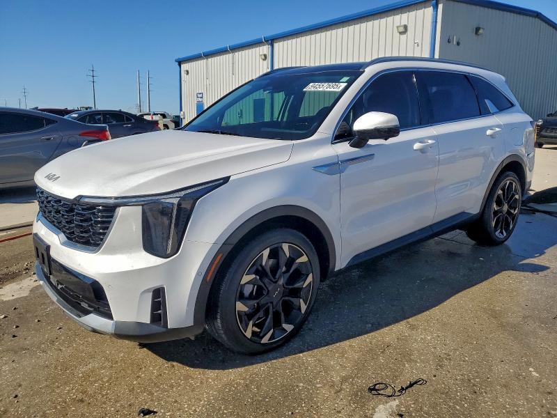 Фото 1 - KIA SORENTO