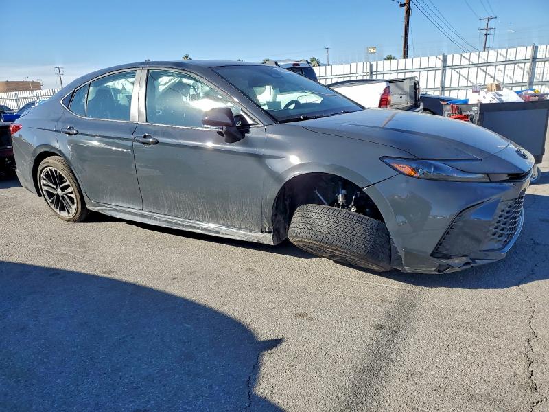 Фото 4 - TOYOTA CAMRY