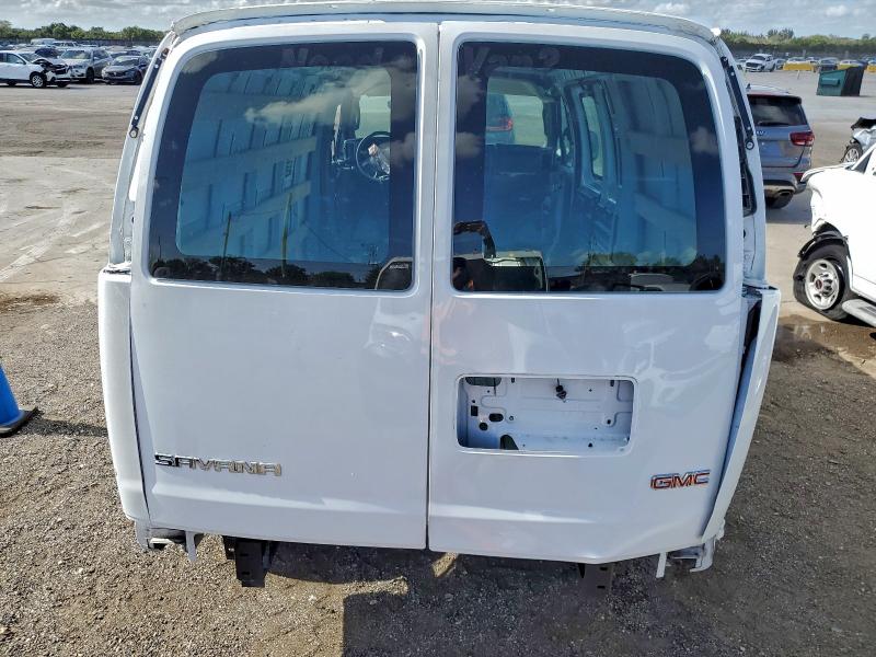 Фото 10 - GMC SAVANA
