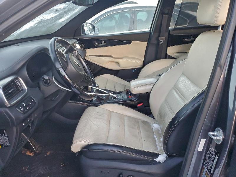 Фото 7 - KIA SORENTO