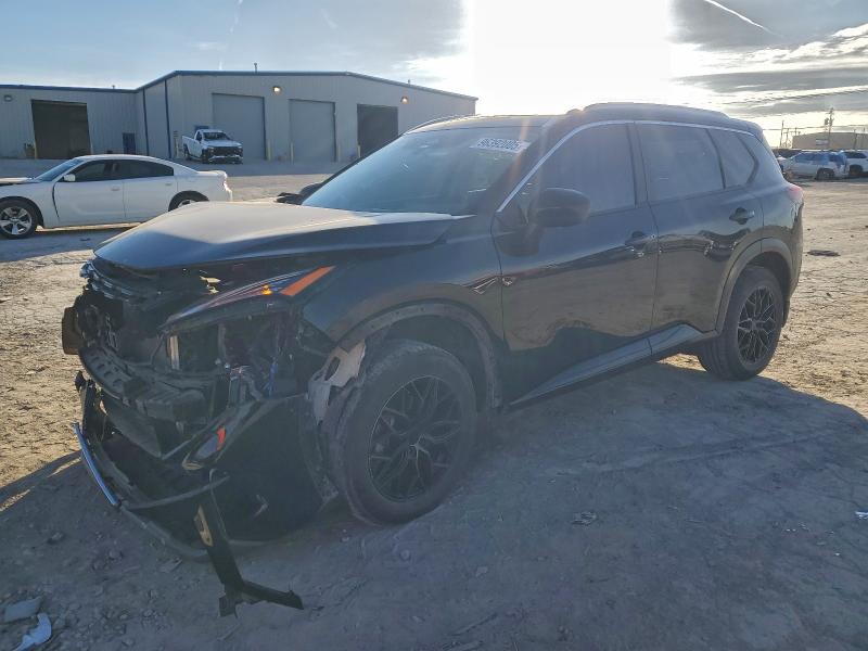 Фото 1 - NISSAN ROGUE