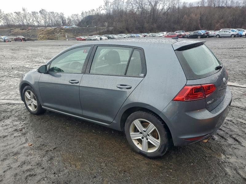 Фото 2 - VOLKSWAGEN GOLF