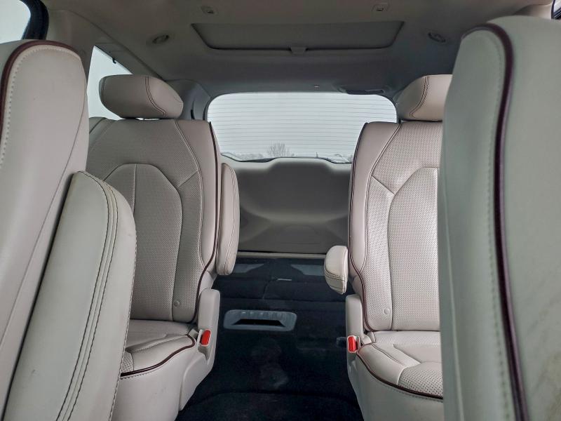 CHRYSLER PACIFICA 2017 VIN 2C4RC1GG5HR643338