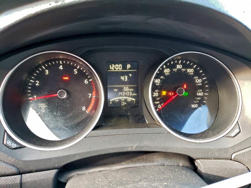 Фото 9 - VOLKSWAGEN JETTA