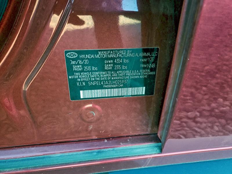 Фото 12 - HYUNDAI SONATA