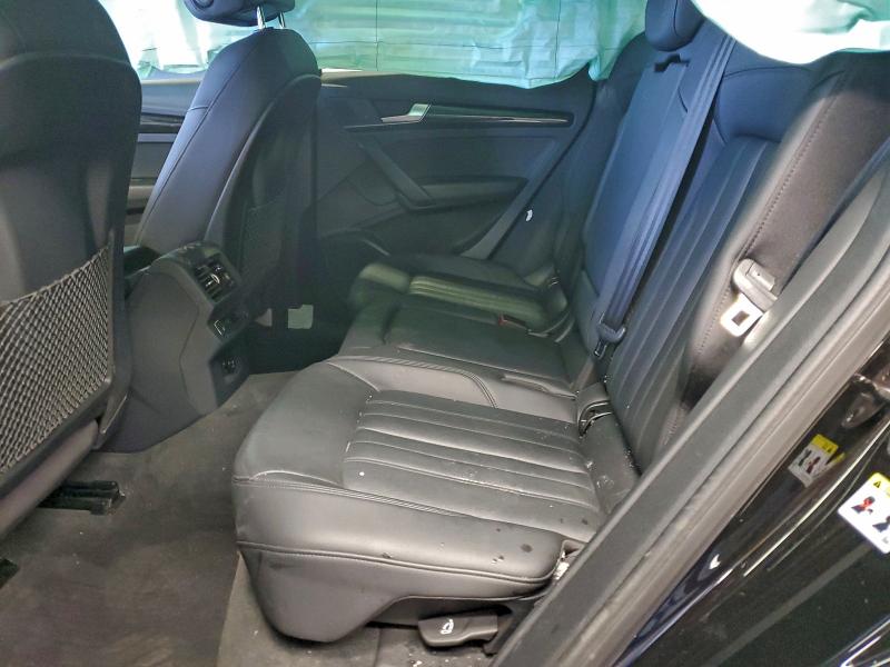 Фото 11 - AUDI Q5