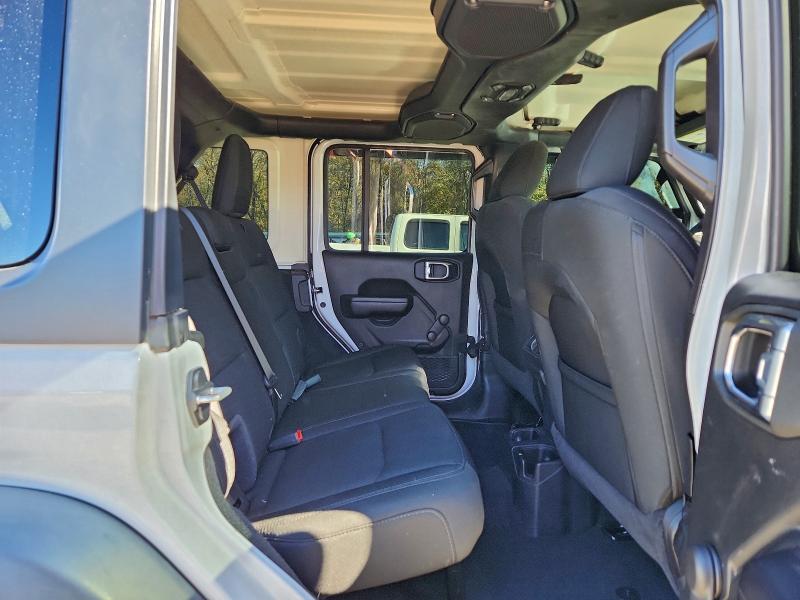 Фото 11 - JEEP WRANGLER