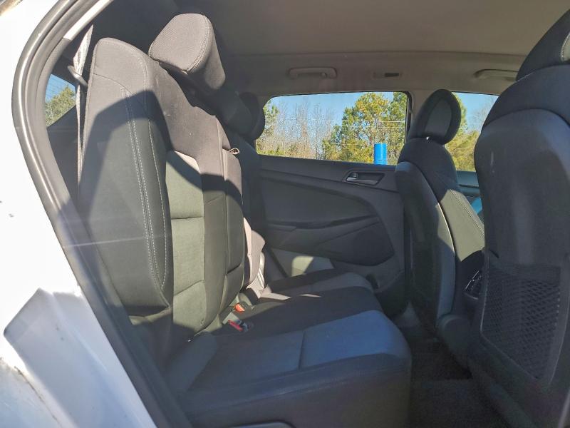 Фото 11 - HYUNDAI TUCSON