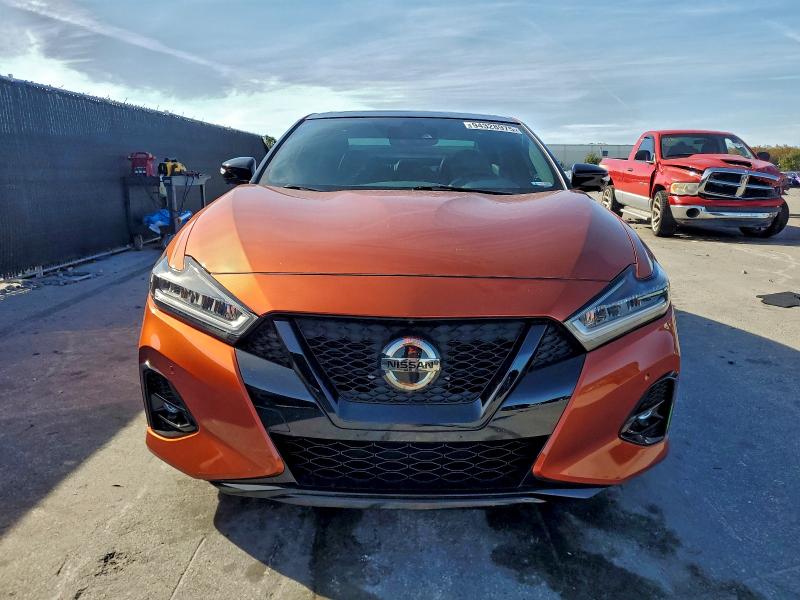 Фото 5 - NISSAN MAXIMA