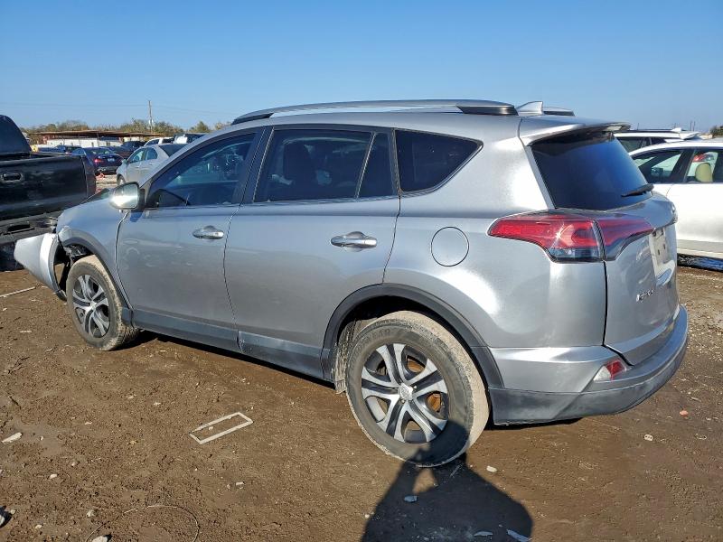 Фото 2 - TOYOTA RAV4