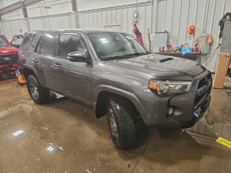 Фото 4 - TOYOTA 4RUNNER