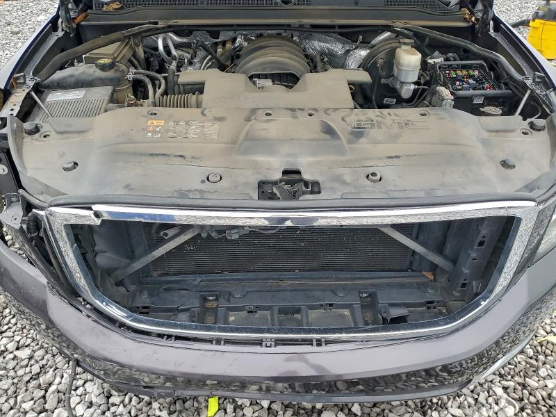 Фото 12 - GMC YUKON