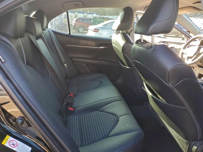 Фото 10 - TOYOTA CAMRY