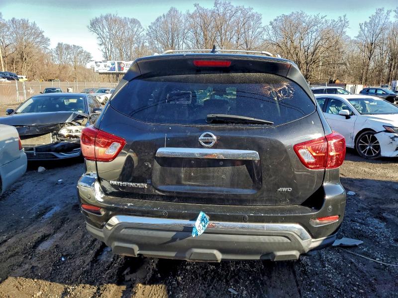 Фото 6 - NISSAN PATHFINDER