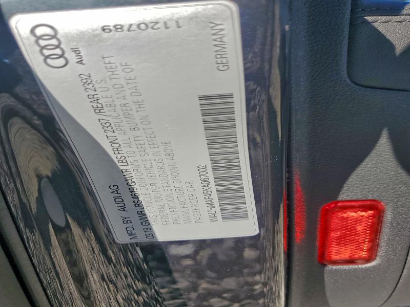 Фото 12 - AUDI A4