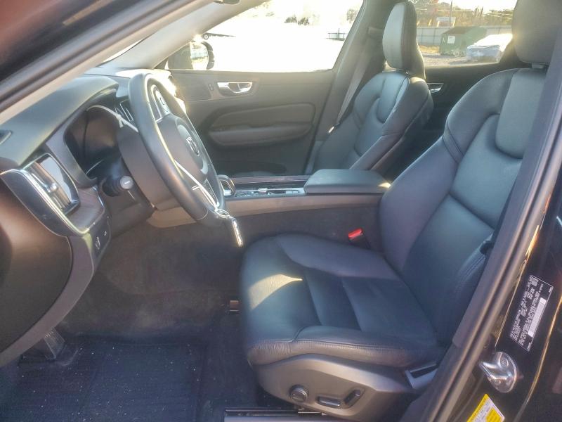 VOLVO XC60 B5 MO 2022 VIN YV4L12RK8N1046295