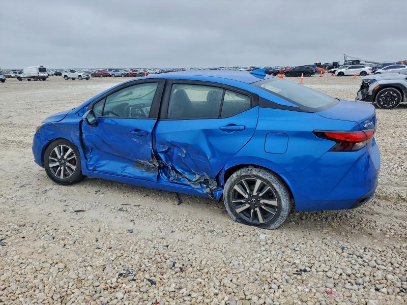 Фото 2 - NISSAN VERSA