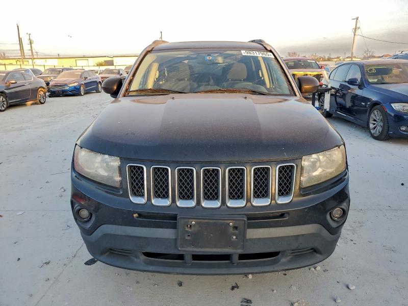 Фото 5 - JEEP COMPASS