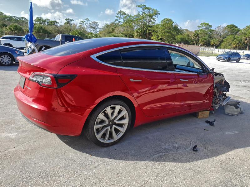 Фото 3 - TESLA MODEL 3