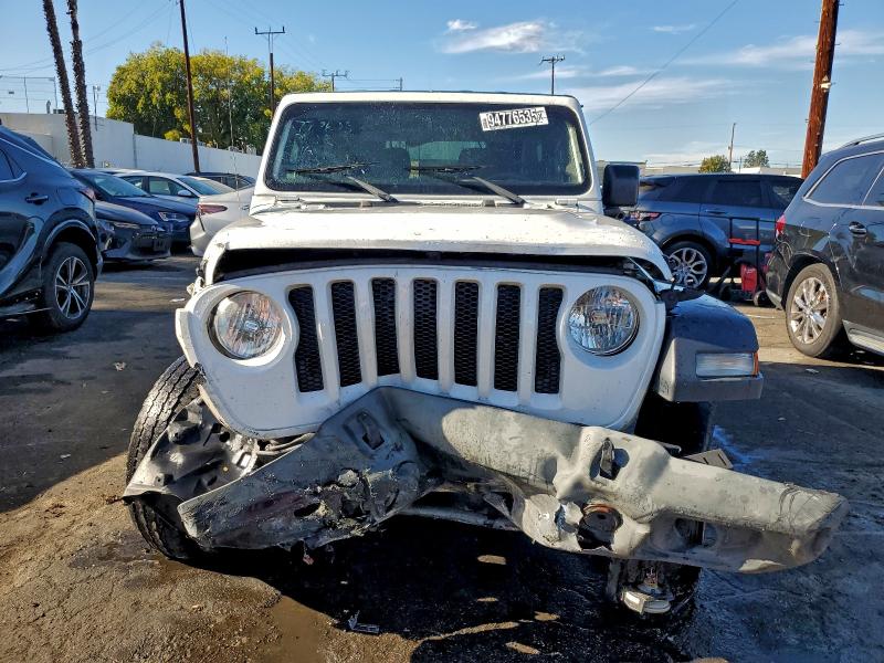 Фото 5 - JEEP WRANGLER