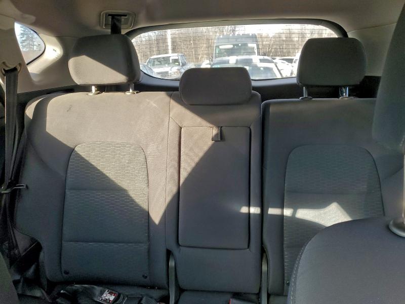 Фото 10 - HYUNDAI TUCSON